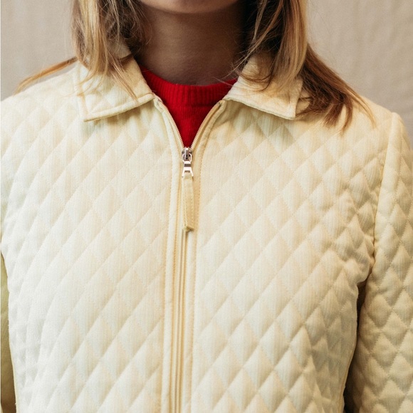 Vintage Cream Quilted Jacket Coat (Made in Canada) - Picture 9 of 11
